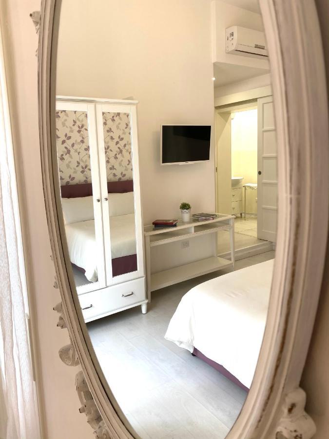 Tre Santi Bed & Breakfast Lecce Ngoại thất bức ảnh