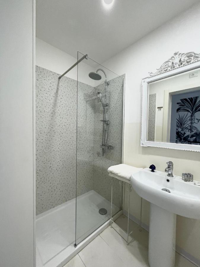 Tre Santi Bed & Breakfast Lecce Ngoại thất bức ảnh