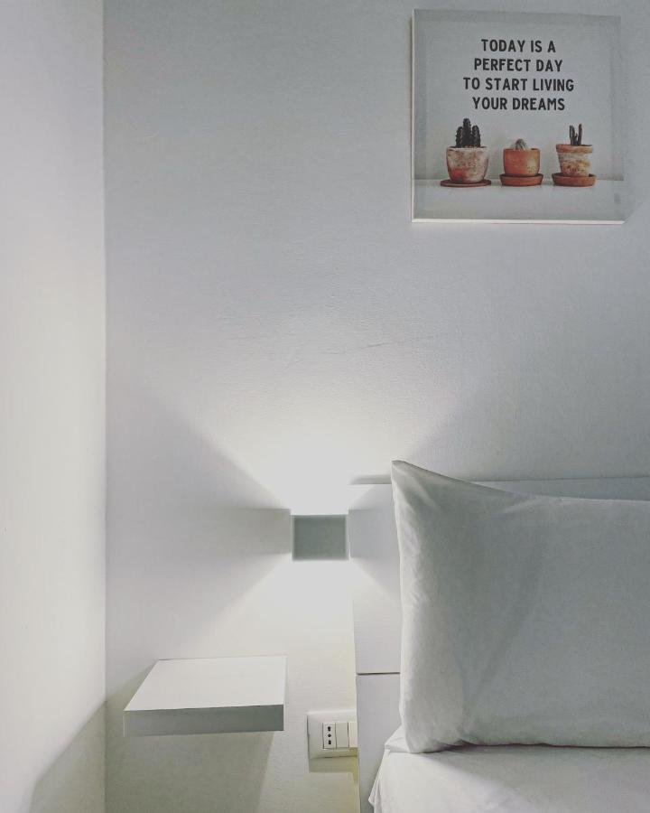 Tre Santi Bed & Breakfast Lecce Ngoại thất bức ảnh